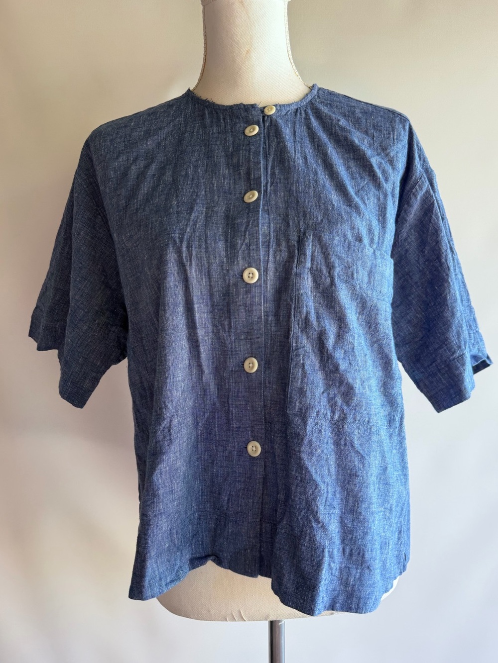 Toast Short Sleeve Chambray Button Down Top - sz M